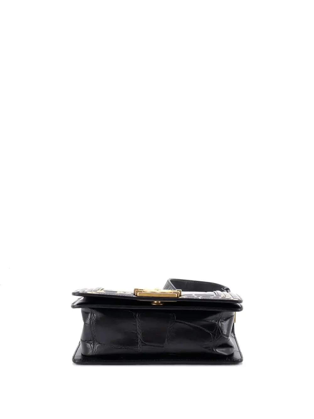 CHANEL elevate your